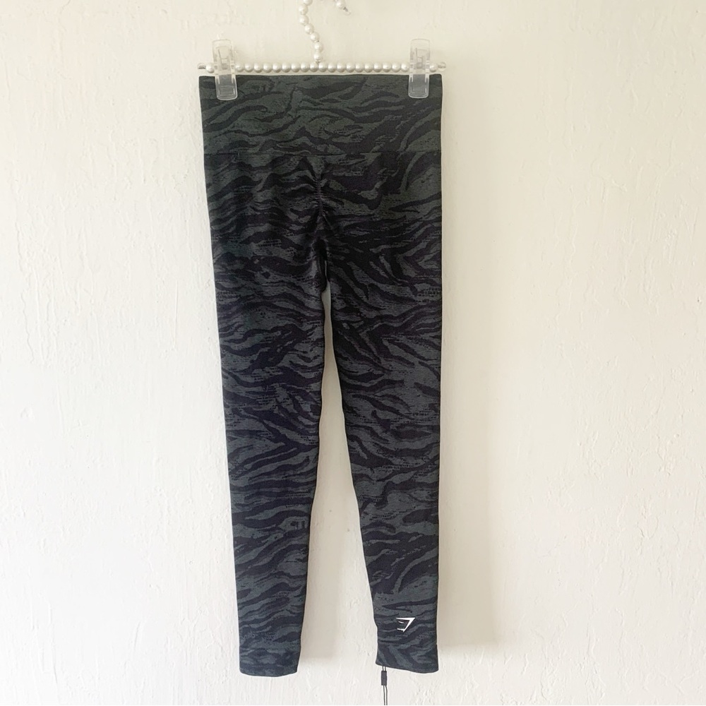 Gymshark Adapt Animal Seamless Leggings - Picture 5 of 11